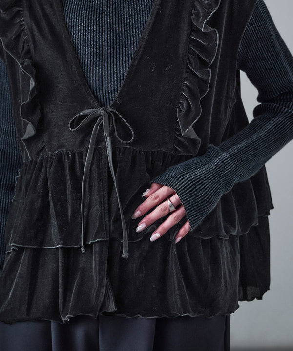 {"color":"\u30d6\u30e9\u30c3\u30af","info":"model\uff1aH158cm size\uff1aM"}