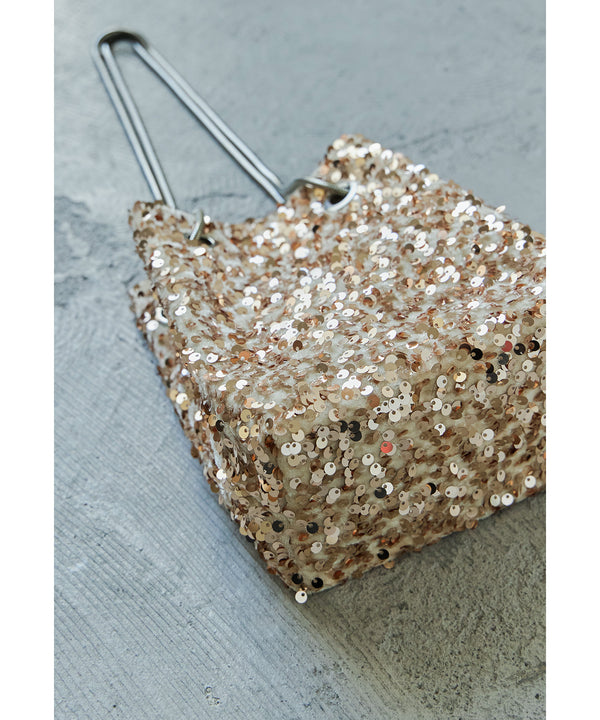 {"color":"","info":""}