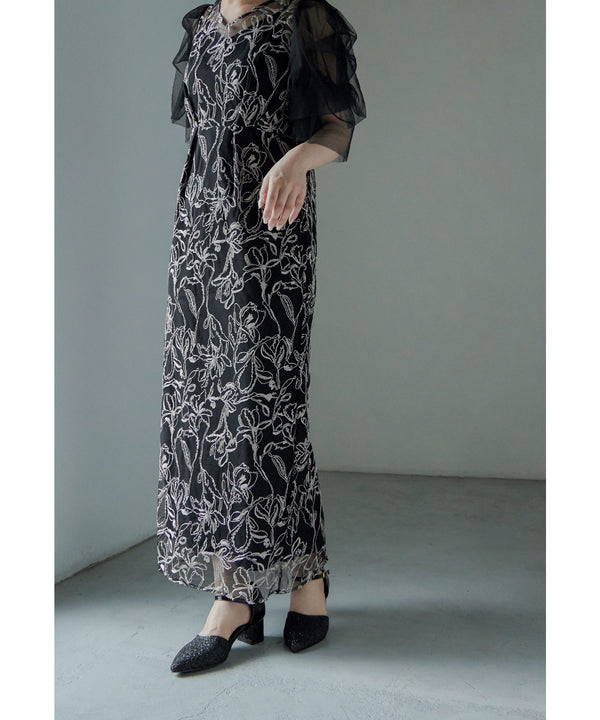 {"color":"\u30d6\u30e9\u30c3\u30af","info":""}