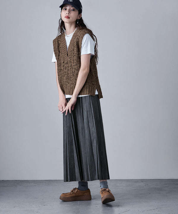 {"color":"\u30b0\u30ec\u30fc","info":"model\uff1aH166cm size\uff1aM"}