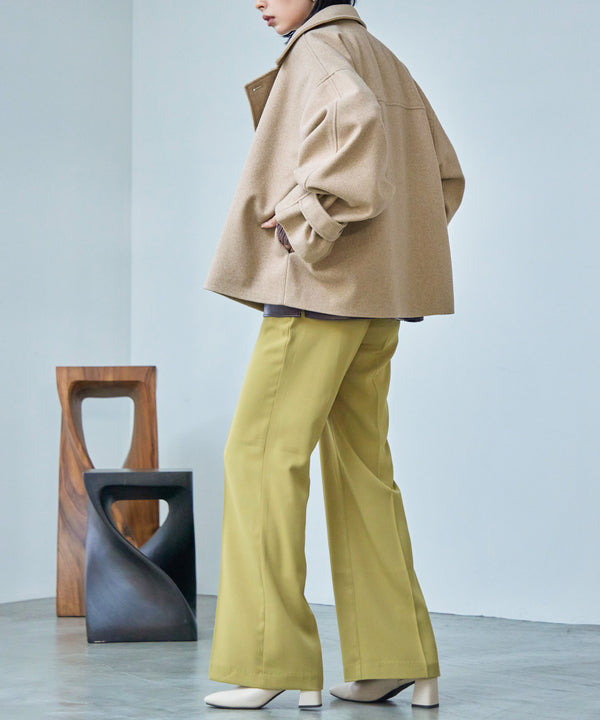 {"color":"\u6762\u30d9\u30fc\u30b8\u30e5","info":""}