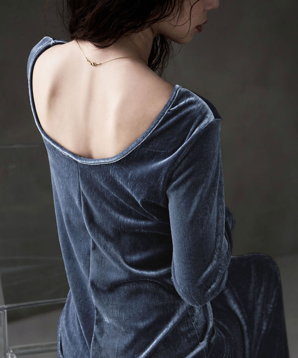 {"color":"\u30d6\u30eb\u30fc","info":"model\uff1aH166cm size\uff1aF"}