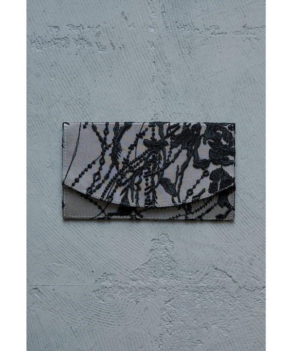 {"color":"\u30d6\u30e9\u30c3\u30af","info":""}