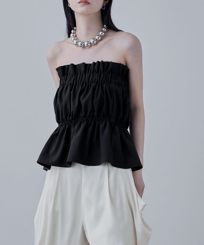 {"color":"\u30d6\u30e9\u30c3\u30af","info":"model\uff1aH163cm size\uff1aM"}