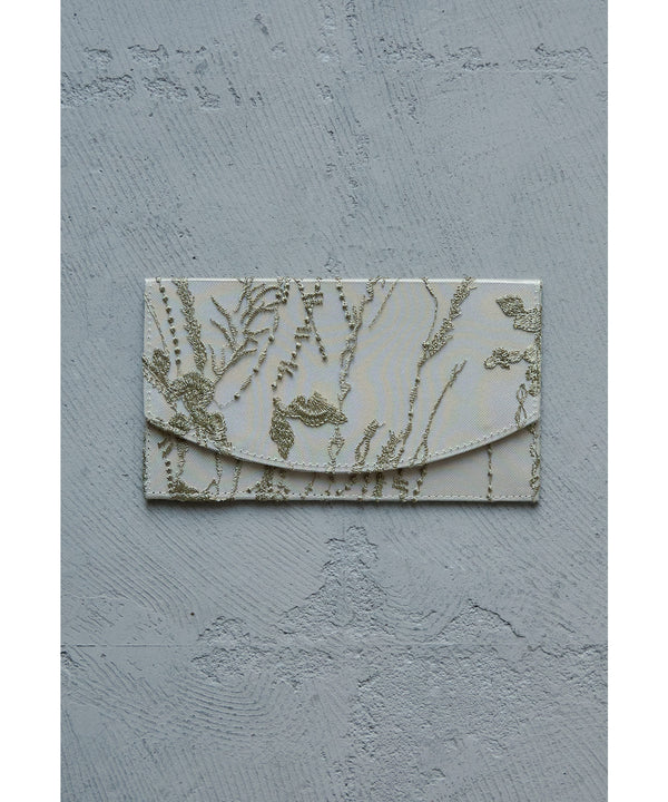 {"color":"\u30b0\u30ea\u30fc\u30f3","info":""}