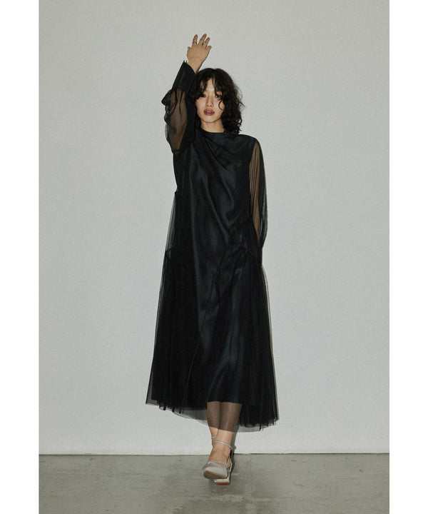 {"color":"\u30d6\u30e9\u30c3\u30af","info":"model\uff1aH166cm size\uff1aM"}