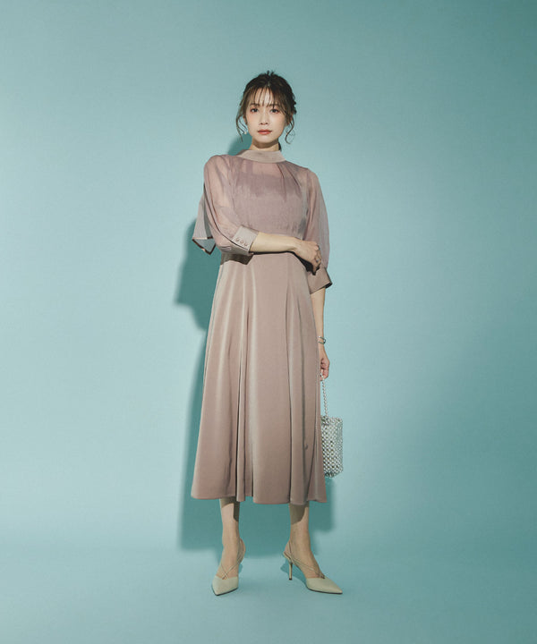 {"color":"\u30e2\u30ab","info":"model\uff1aH165cm size\uff1aM"}