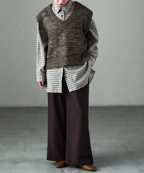 {"color":"\u30d6\u30e9\u30a6\u30f3","info":"model\uff1aH158cm size\uff1aM"}