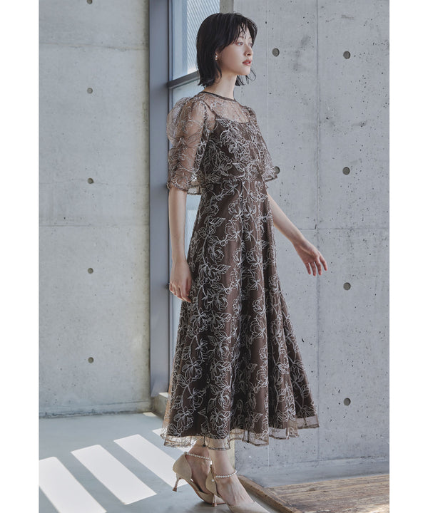 {"color":"\u30d6\u30e9\u30a6\u30f3","info":"model\uff1aH166cm size\uff1aM"}