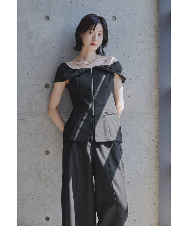 {"color":"\u30d6\u30e9\u30c3\u30af","info":"model\uff1aH166cm size\uff1aM"}