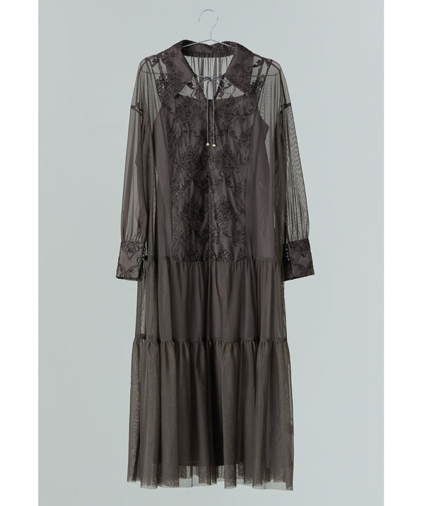 {"color":"\u30c0\u30fc\u30af\u30d6\u30e9\u30a6\u30f3","info":""}