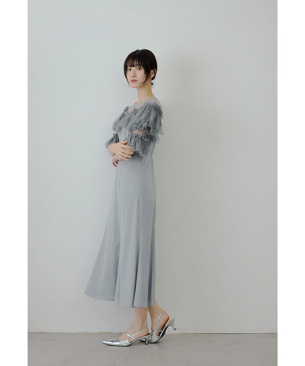 {"color":"\u30d6\u30eb\u30fc\u30b0\u30ec\u30fc","info":"model\uff1aH166cm size\uff1aM"}