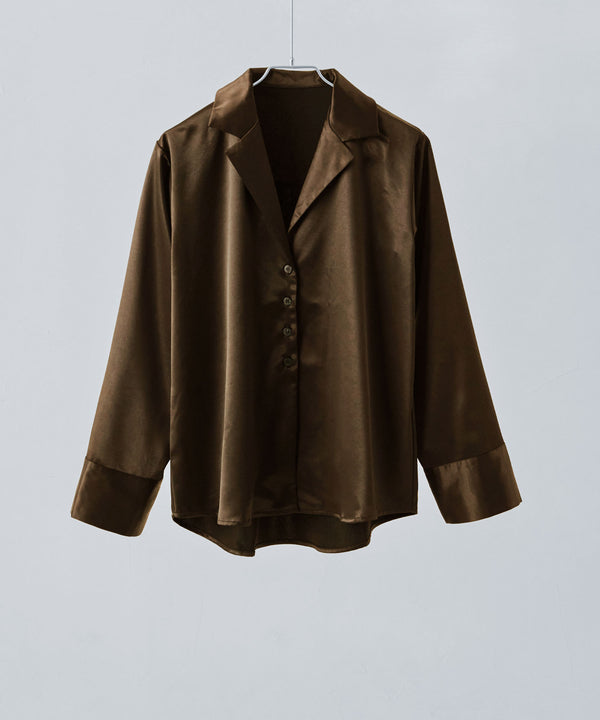 {"color":"\u30d6\u30e9\u30a6\u30f3","info":""}