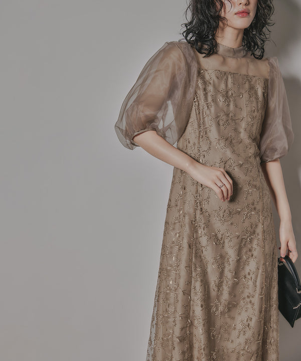 {"color":"\u30e2\u30ab","info":"model\uff1aH166cm size\uff1aM"}