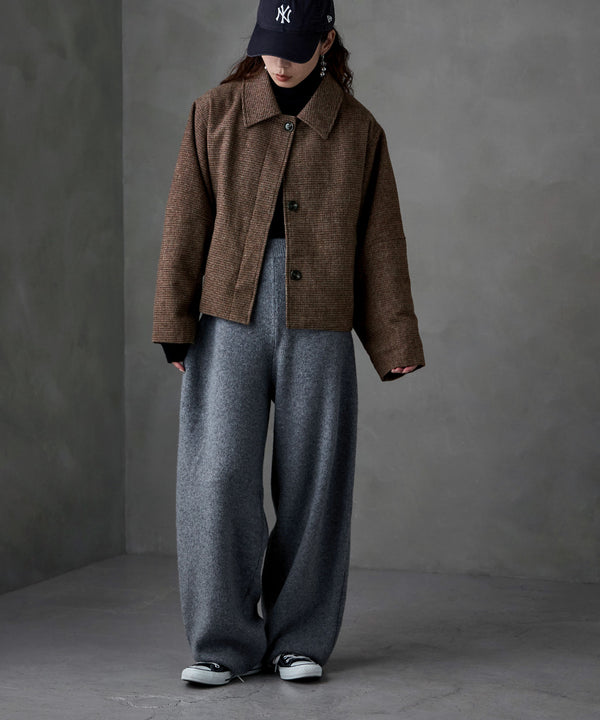 {"color":"\u30d6\u30e9\u30a6\u30f3","info":"model\uff1aH166cm size\uff1aF"}