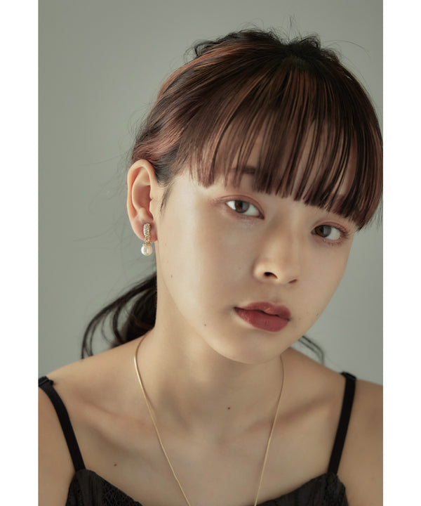 {"color":"\u30b4\u30fc\u30eb\u30c9","info":""}