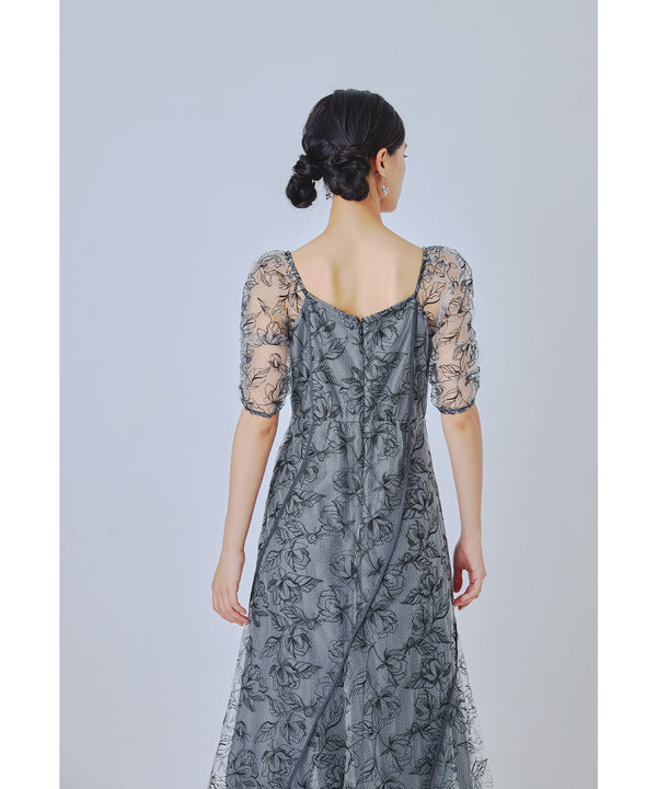 {"color":"\u30d6\u30e9\u30c3\u30af","info":"model\uff1aH165cm size\uff1aM"}