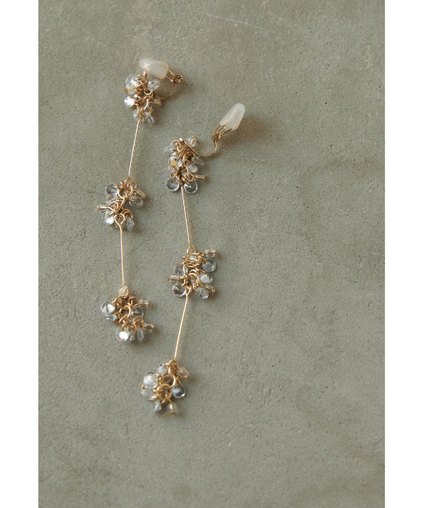 {"color":"\u30b4\u30fc\u30eb\u30c9","info":""}