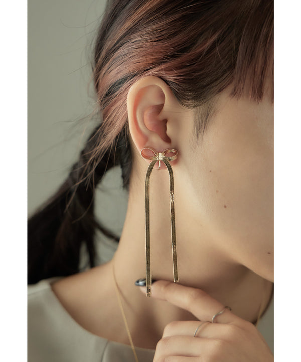 {"color":"\u30b4\u30fc\u30eb\u30c9","info":""}