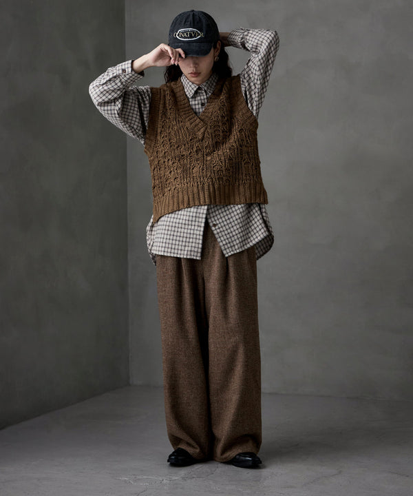 {"color":"\u30d6\u30e9\u30a6\u30f3","info":"model\uff1aH166cm size\uff1aF"}