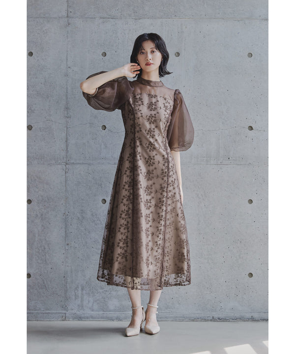 {"color":"\u30d6\u30e9\u30a6\u30f3","info":"model\uff1aH166cm size\uff1aM"}