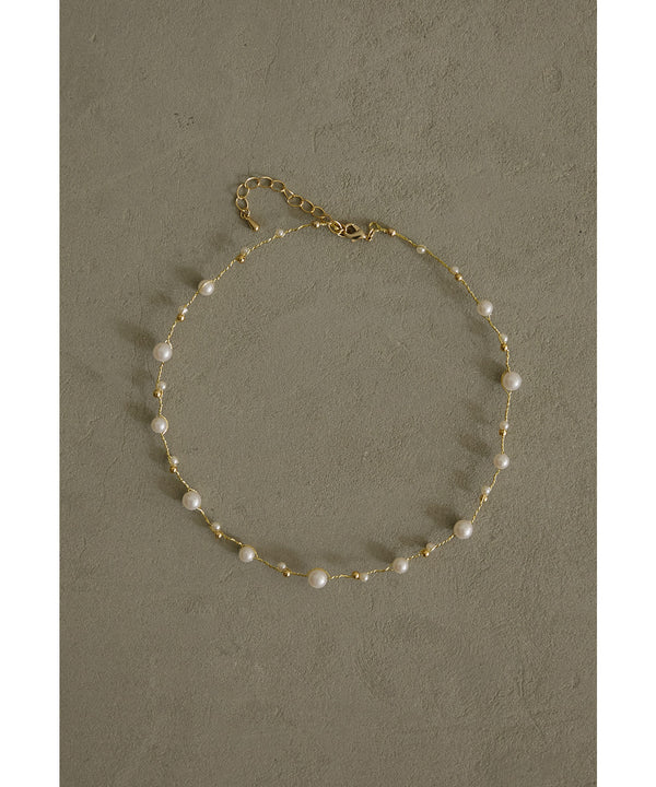 {"color":"\u30b4\u30fc\u30eb\u30c9","info":""}