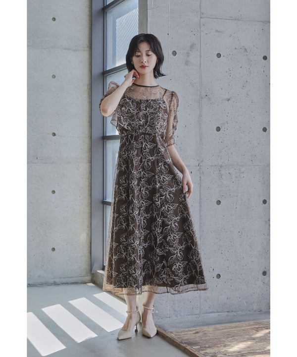 {"color":"\u30d6\u30e9\u30a6\u30f3","info":"model\uff1aH166cm size\uff1aM"}