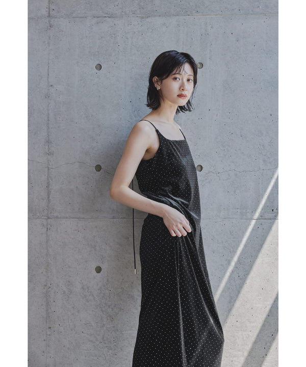 {"color":"\u30d6\u30e9\u30c3\u30af\u30b7\u30eb\u30d0\u30fc","info":"model\uff1aH166cm size\uff1aM"}