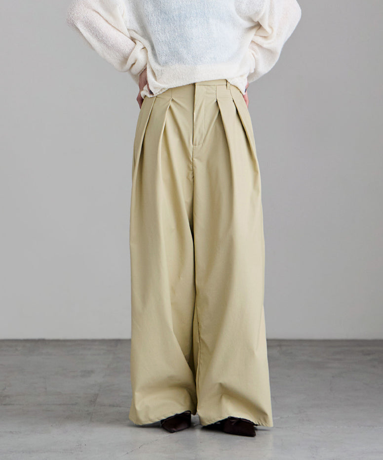 {"color":"\u30a4\u30a8\u30ed\u30fc","info":"model\uff1aH163cm size\uff1aF"}