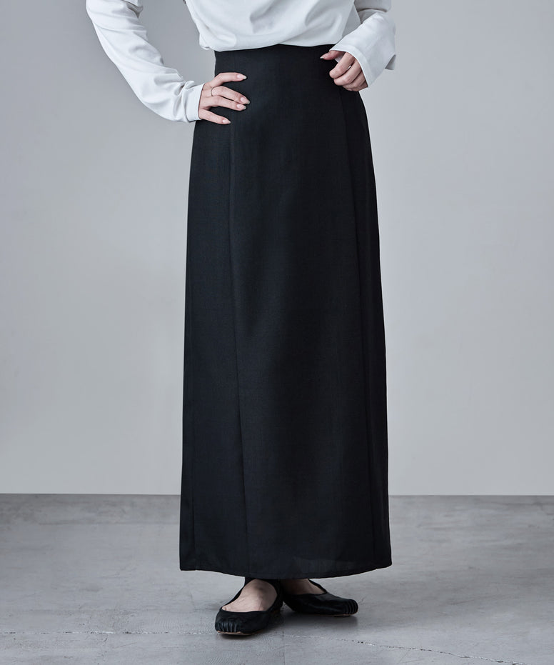 {"color":"\u30d6\u30e9\u30c3\u30af","info":"model\uff1aH166cm size\uff1aM"}