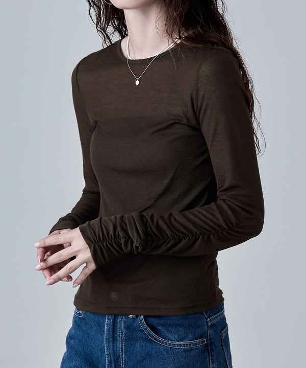 {"color":"\u30d6\u30e9\u30a6\u30f3","info":"model\uff1aH166cm size\uff1aM"}