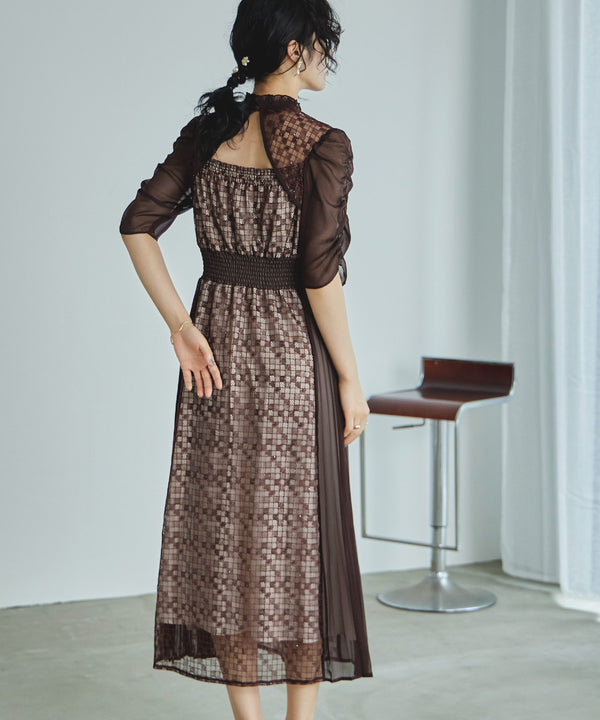 {"color":"\u30d6\u30e9\u30a6\u30f3","info":"model\uff1aH167cm size\uff1aM"}