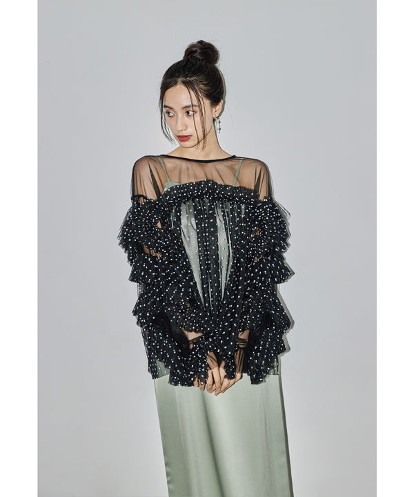 {"color":"\u30d6\u30e9\u30c3\u30af\u30db\u30ef\u30a4\u30c8","info":"model\uff1aH165cm size\uff1aF"}