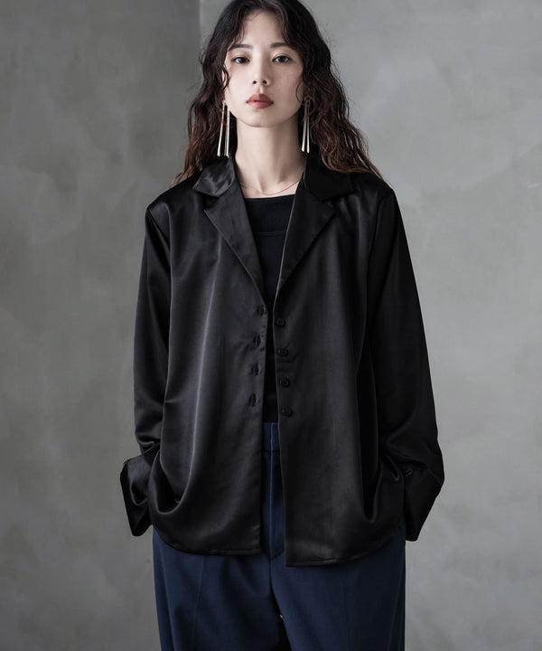 {"color":"\u30d6\u30e9\u30c3\u30af","info":"model\uff1aH166cm size\uff1aF"}