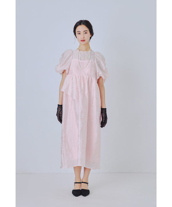 {"color":"\u30d4\u30f3\u30af","info":"model\uff1aH165cm size\uff1aM"}