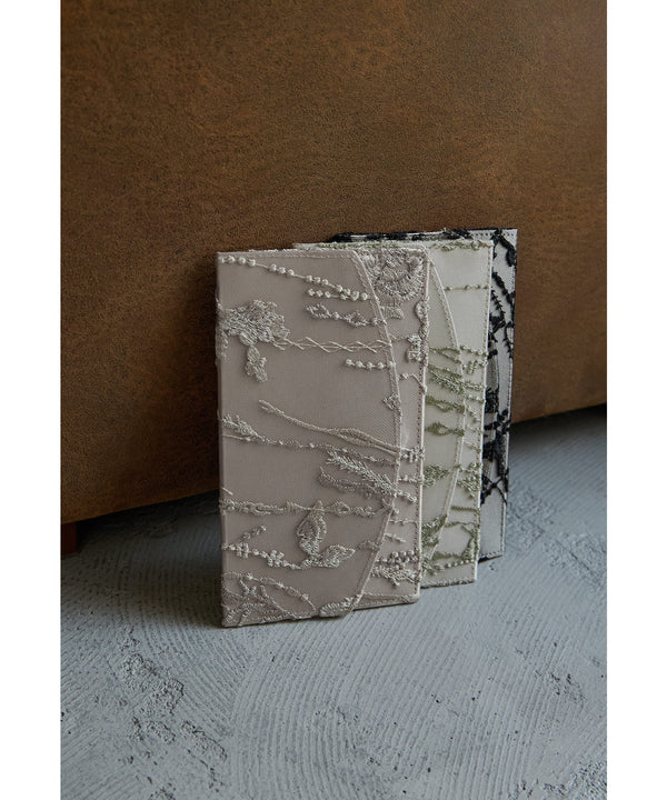 {"color":"","info":""}