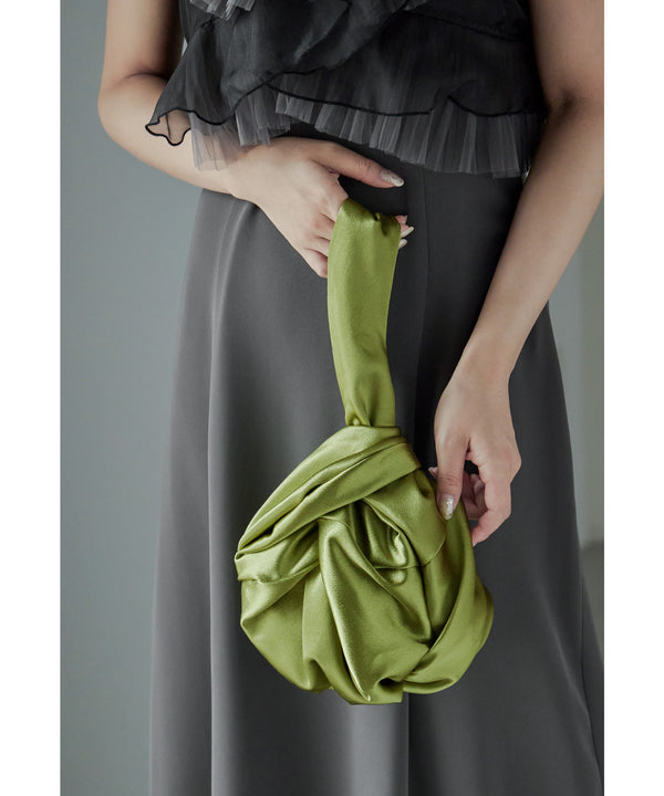 {"color":"\u30b0\u30ea\u30fc\u30f3","info":""}