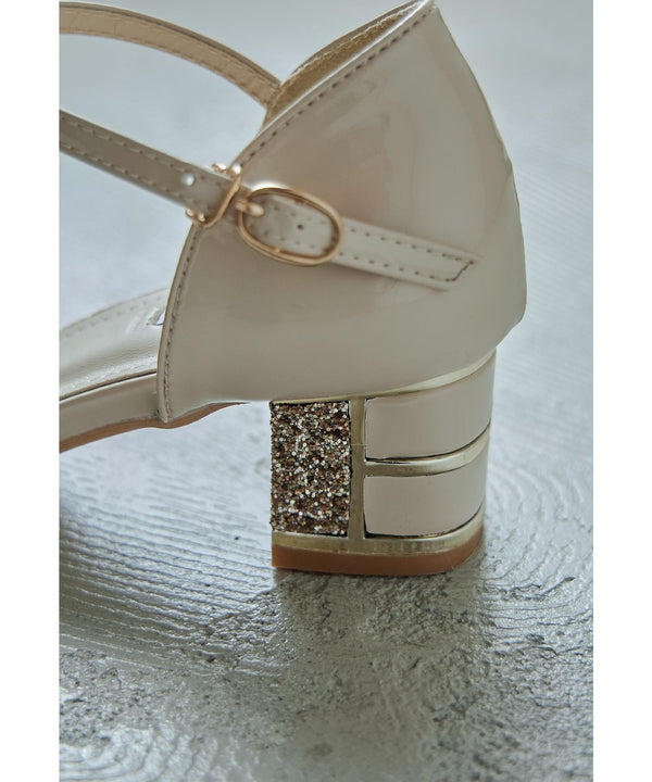 {"color":"","info":""}