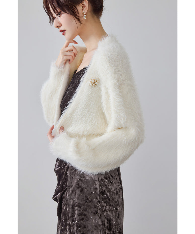{"color":"\u30aa\u30d5\u30db\u30ef\u30a4\u30c8","info":"model\uff1aH166cm size\uff1aM"}