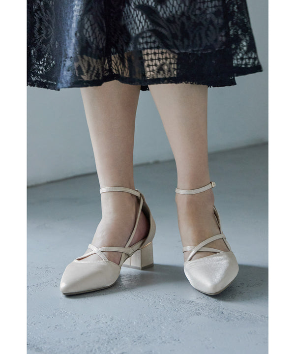 {"color":"\u30d9\u30fc\u30b8\u30e5","info":"model\uff1aH171cm size\uff1aLL(24.5cm\uff5e25cm)"}