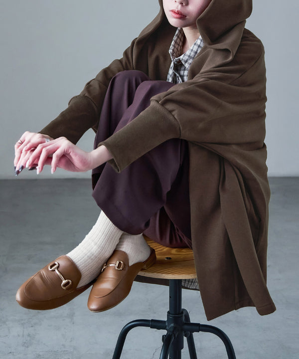 {"color":"\u30d6\u30e9\u30a6\u30f3","info":"model\uff1aH158cm size\uff1aM"}