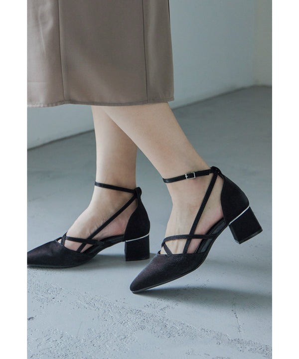 {"color":"\u30d6\u30e9\u30c3\u30af","info":"model\uff1aH171cm size\uff1aLL(24.5cm\uff5e25cm)"}