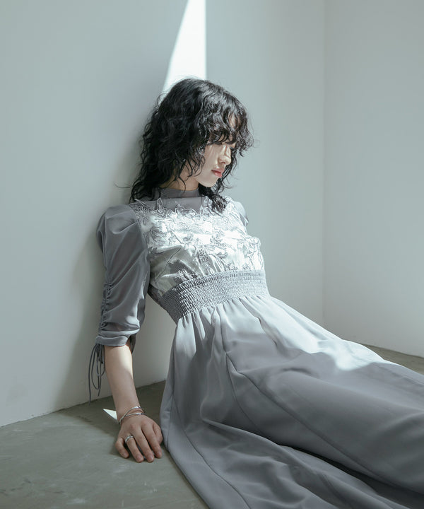 {"color":"\u30d6\u30eb\u30fc\u30b0\u30ec\u30fc","info":"model\uff1aH167cm size\uff1aM"}