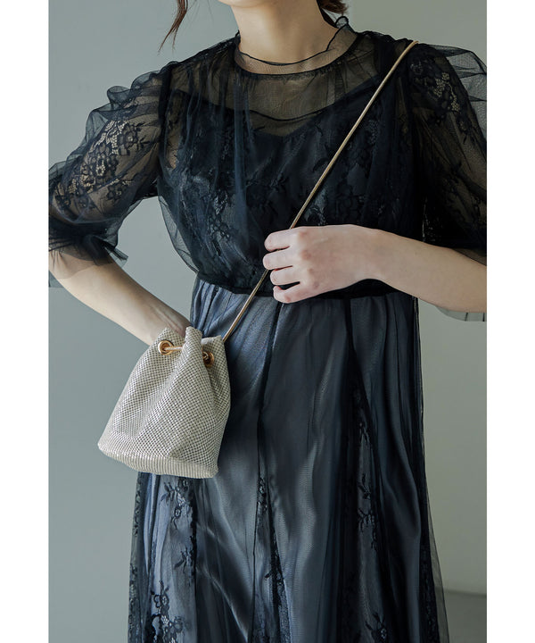 {"color":"\u30d9\u30fc\u30b8\u30e5\u00d7\u30b4\u30fc\u30eb\u30c9","info":""}