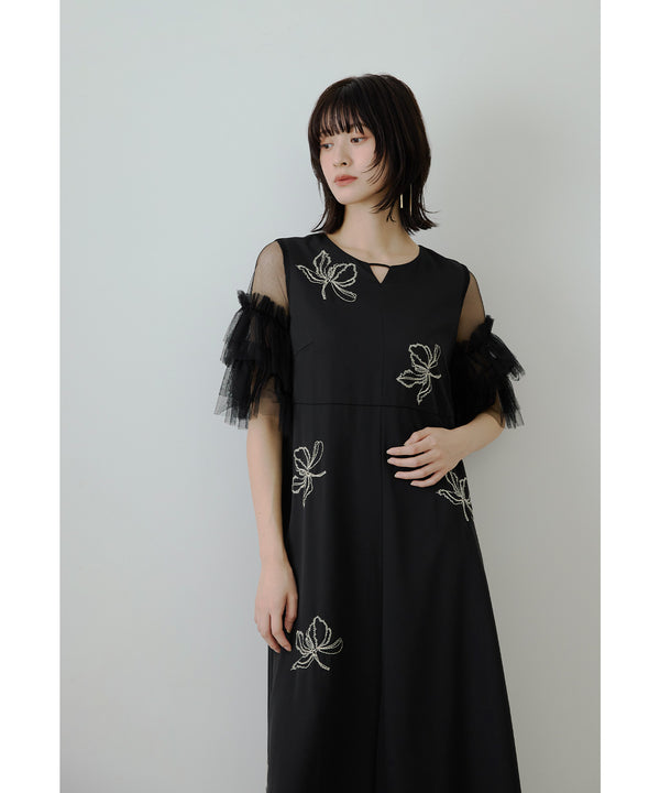 {"color":"\u30d6\u30e9\u30c3\u30af","info":"model\uff1aH166cm size\uff1aM"}