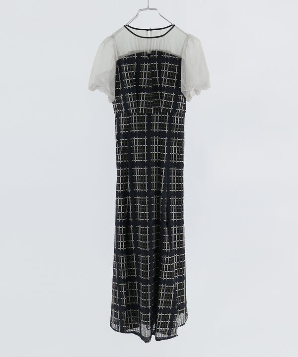 {"color":"\u30d6\u30e9\u30c3\u30af","info":"model\uff1aH162cm size\uff1aM"}