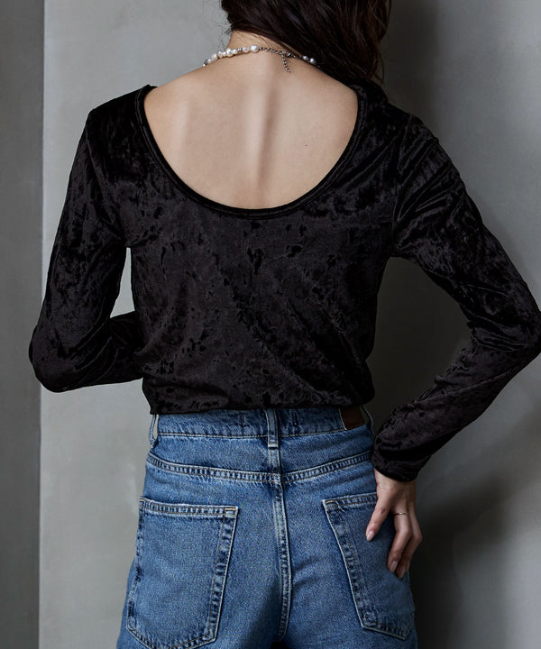 {"color":"\u30d6\u30e9\u30c3\u30af","info":"model\uff1aH166cm size\uff1aM"}