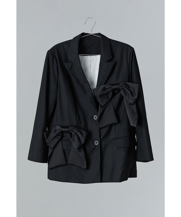 {"color":"\u30d6\u30e9\u30c3\u30af","info":""}