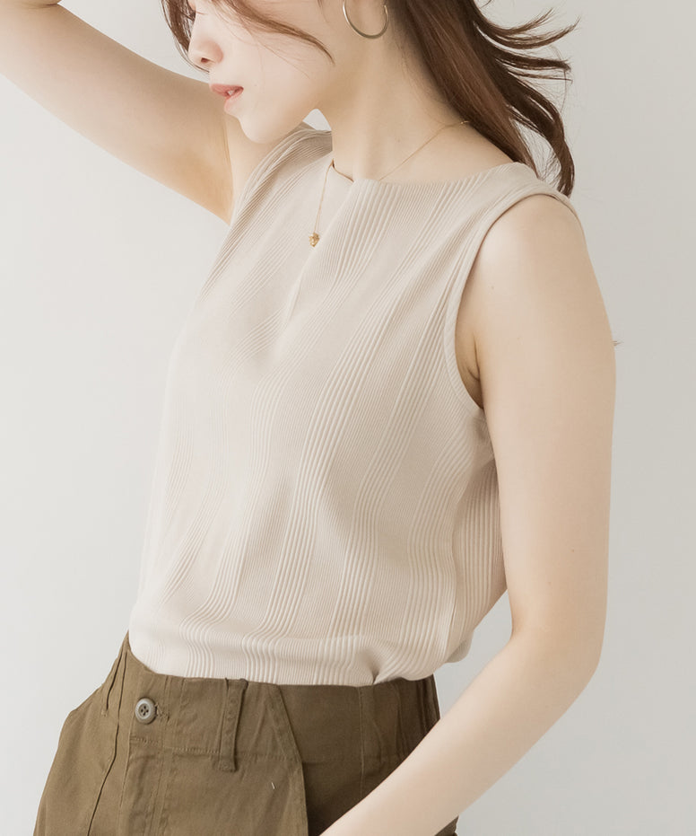 {"color":"\u30d9\u30fc\u30b8\u30e5","info":"model\uff1aH167cm size\uff1aM"}