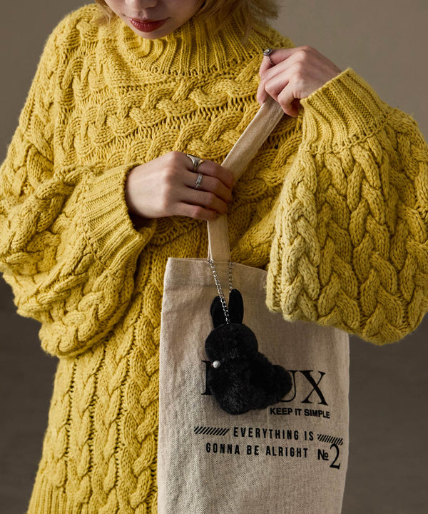 {"color":"\u30d6\u30e9\u30c3\u30af","info":""}